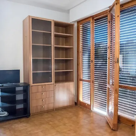 N060 - Numana, Con Garage A 100mt Dal Mare 아파트