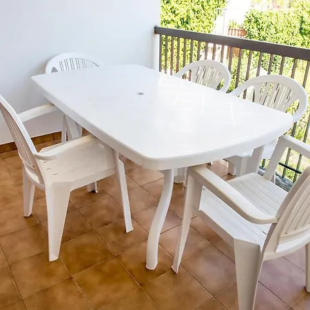 N060 - Numana, Con Garage A 100mt Dal Mare *