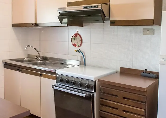 N060 - Numana, Con Garage A 100mt Dal Mare Appartement Numana